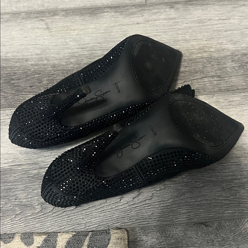Jessica Simpson Black Heels with Bow and Sequin detail. Perfect holiday heels! - Picture 3 of 5